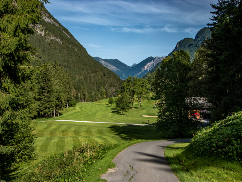 Loch 8 – Golfclub Brand